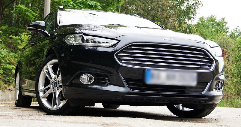 Ford Mondeo cena 57777 przebieg: 198745, rok produkcji 2015 z Wałbrzych małe 631